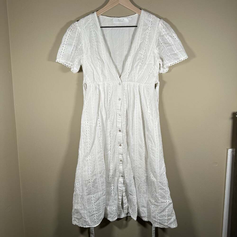 ASTR The Label x Revolve Women’s S White Eyelet Cotton Midi Dress Button Front